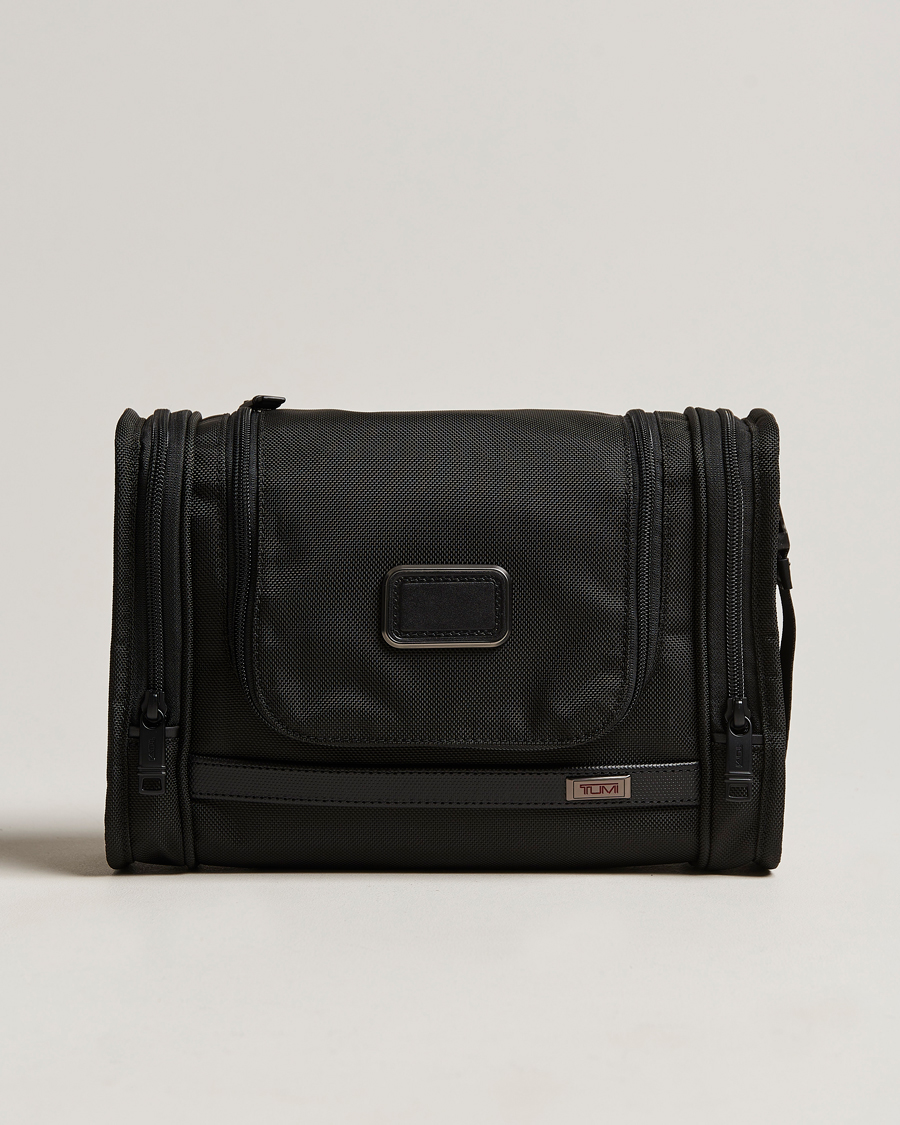 Men | Bags | TUMI | Alpha Hanging Travel Kit Black