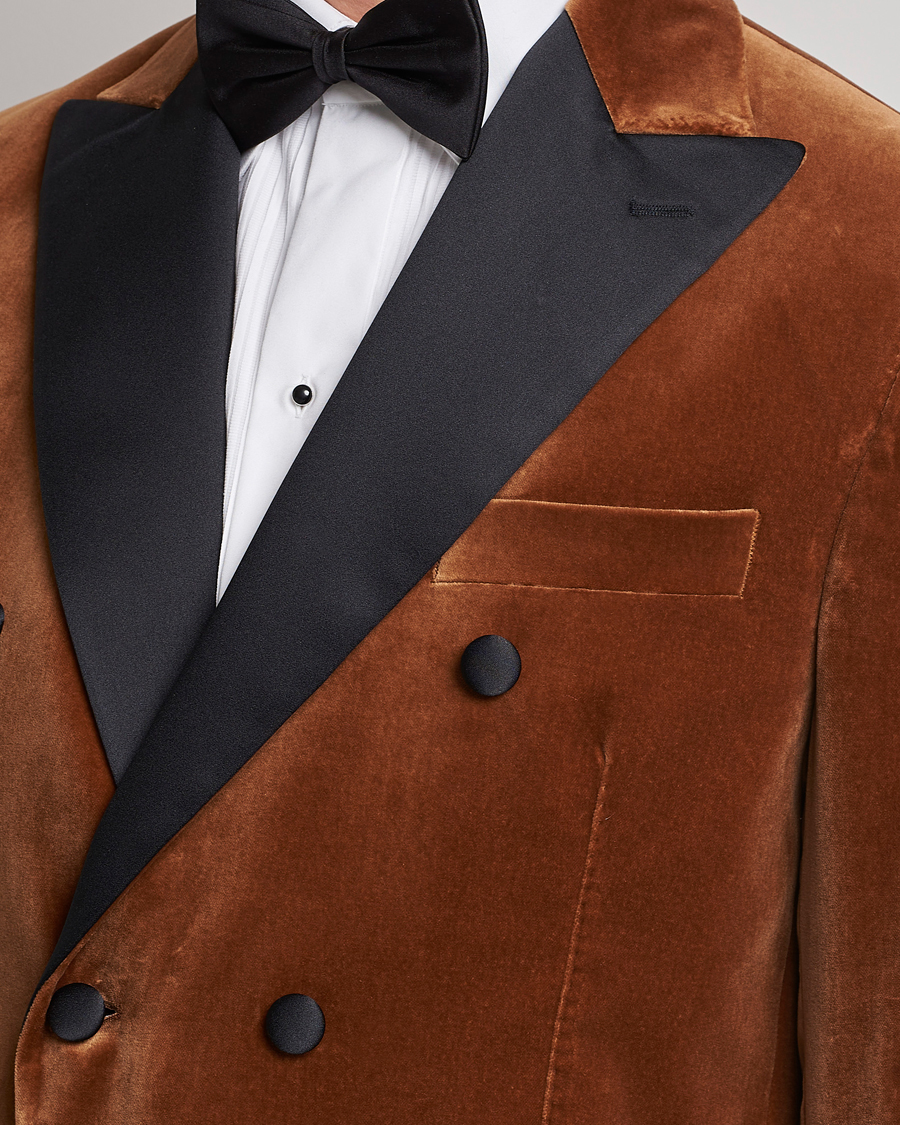 Men | Blazers | Oscar Jacobson | Farris Tuxedo Velvet DB Blazer Brown