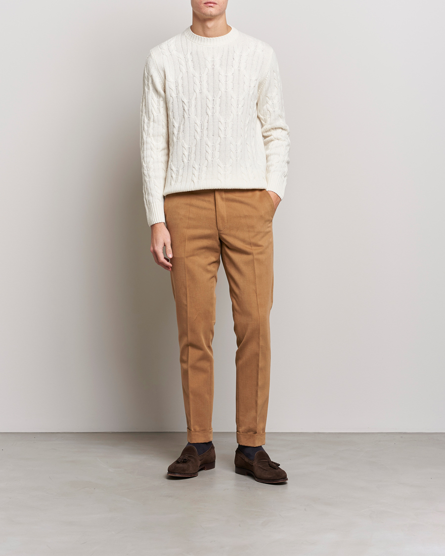 Men | Trousers | Oscar Jacobson | Denz Brushed Cotton Turn Up Trousers Beige