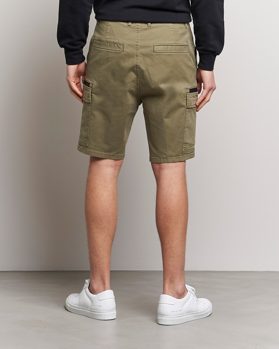 Men | Shorts | HUGO | Johny Cargo Shorts Open Green