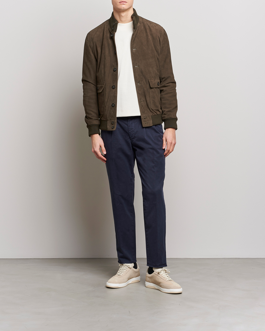 Men | Trousers | Incotex | Tapered Fit Pleated Slacks Navy