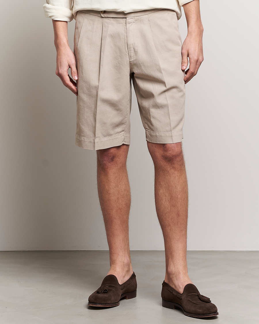 Men | Linen Shorts | Incotex | Pleated Chinolino Shorts Beige