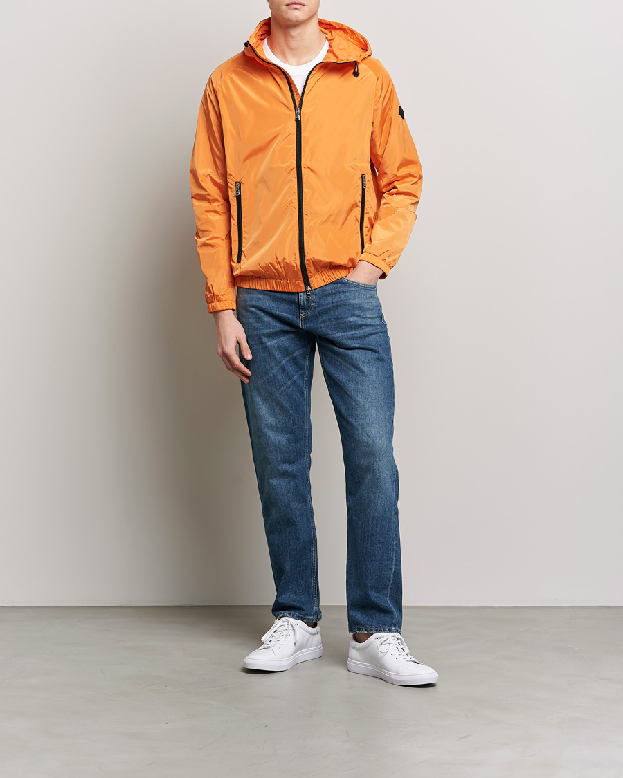 Men | Coats & Jackets | J.Lindeberg | Trace Solid Padded Poly Jacket Russet Orange