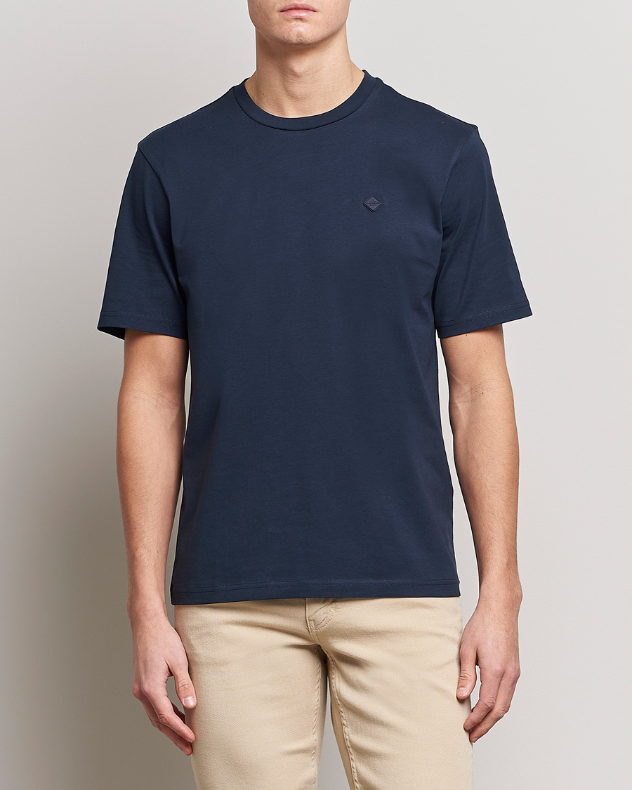 Men |  | J.Lindeberg | Dale Organic Cotton Patch T-Shirt Navy