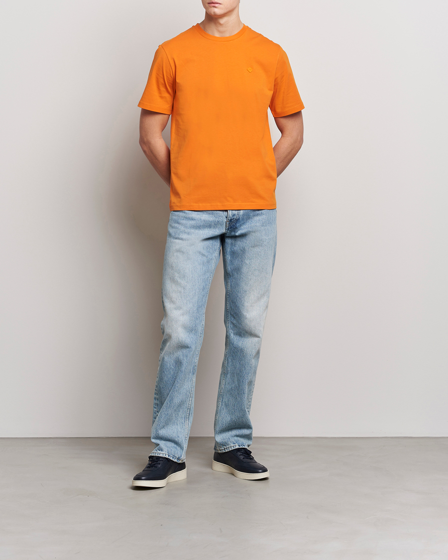 Men | T-Shirts | J.Lindeberg | Dale Organic Cotton Patch T-Shirt Russet Orange