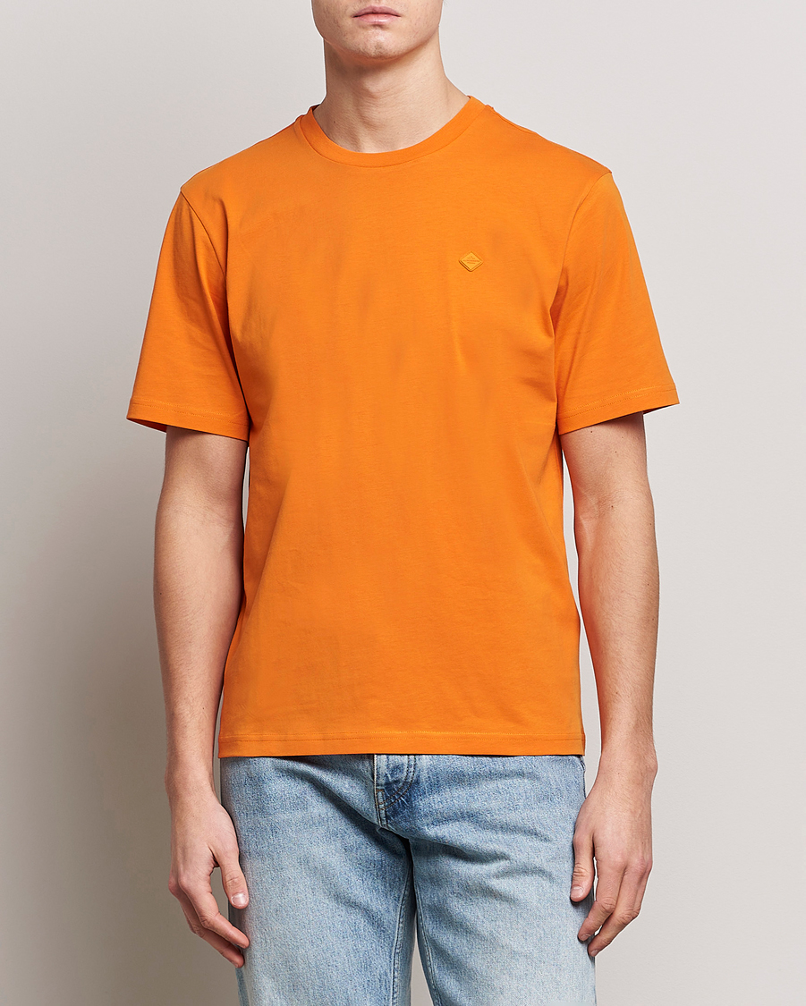 Men |  | J.Lindeberg | Dale Organic Cotton Patch T-Shirt Russet Orange
