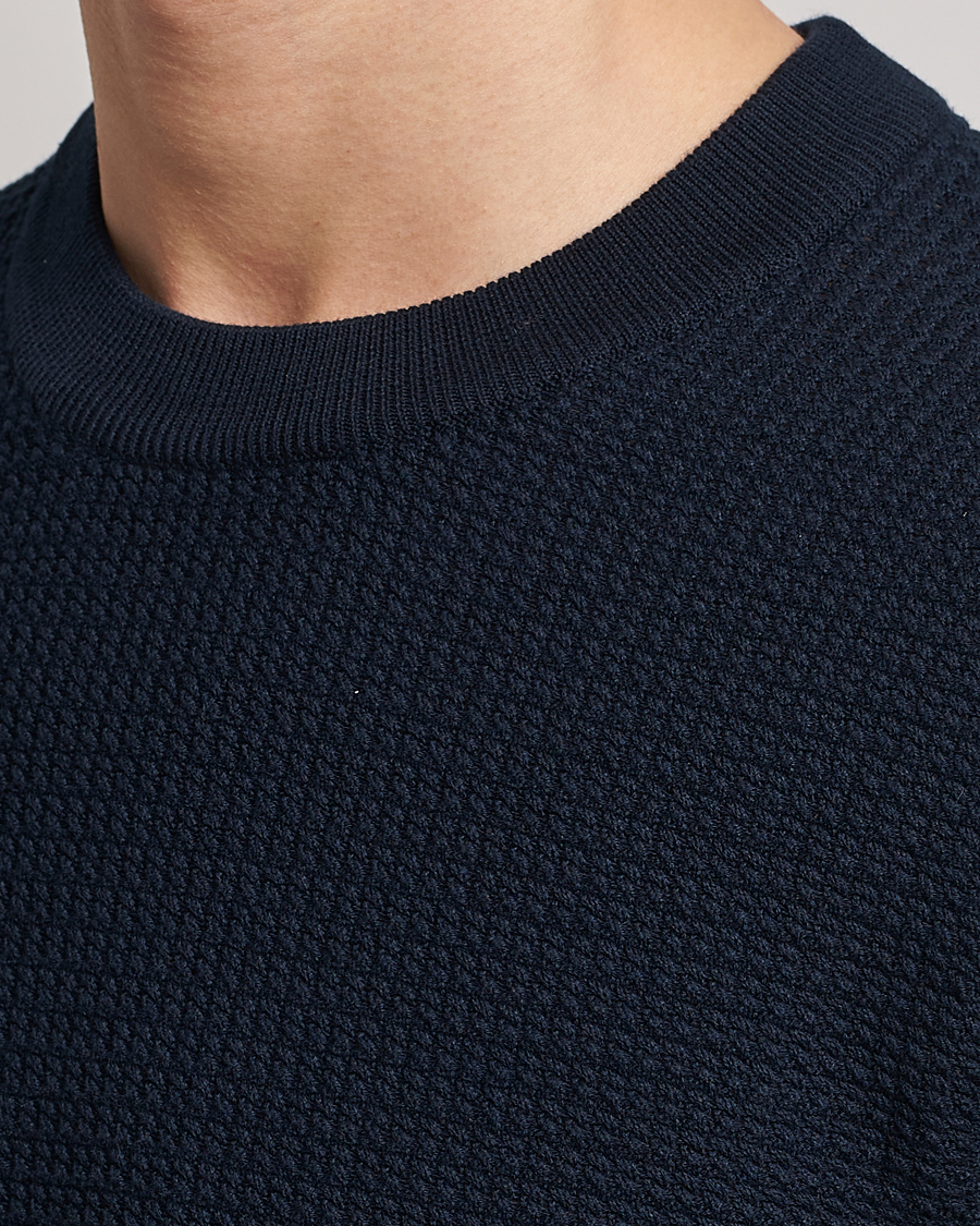 Men | Sweaters & Knitwear | J.Lindeberg | Arthur Structure Organic Cotton Crew Neck Navy