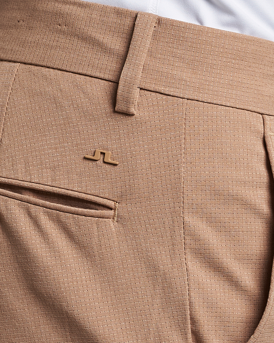 Men | Trousers | J.Lindeberg | Vent Golf Trousers Tiger Brown