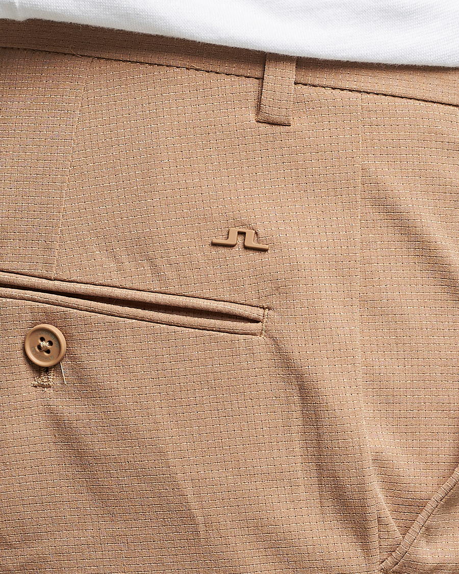 Men | Shorts | J.Lindeberg | Vent Golf Shorts Tiger Brown