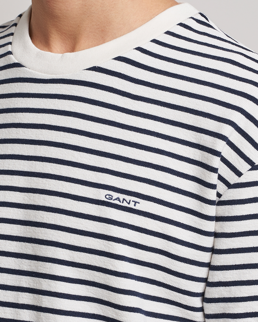 Men | T-Shirts | GANT | Stripe Heavy Tee Eavning Blue