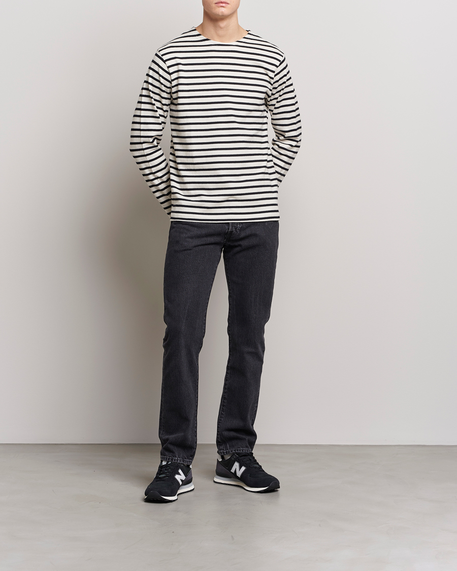 Men | T-Shirts | Nudie Jeans | Charles Sailor Striped Crew Neck Off White/Black