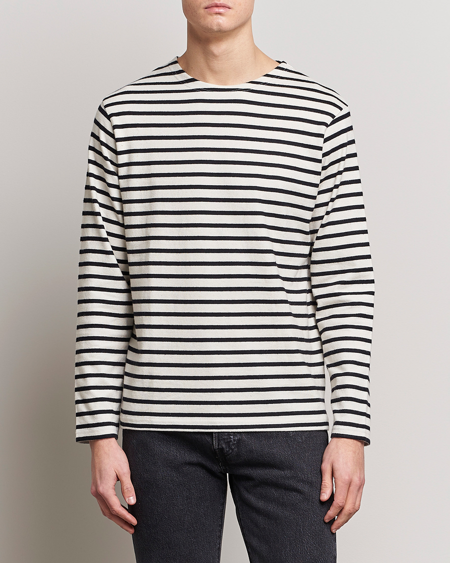 Men | T-Shirts | Nudie Jeans | Charles Sailor Striped Crew Neck Off White/Black