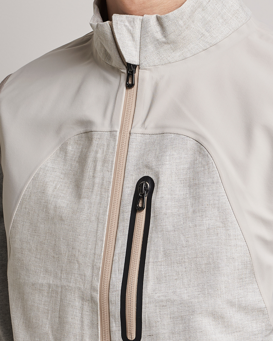 Men | Gilets | SEASE | V-8 Linen Gilet Light Beige