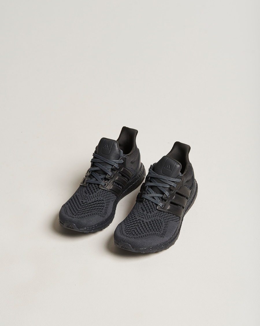 Men | Sneakers | adidas Performance | Ultraboost 1.0 Running Sneaker Carbon/Black