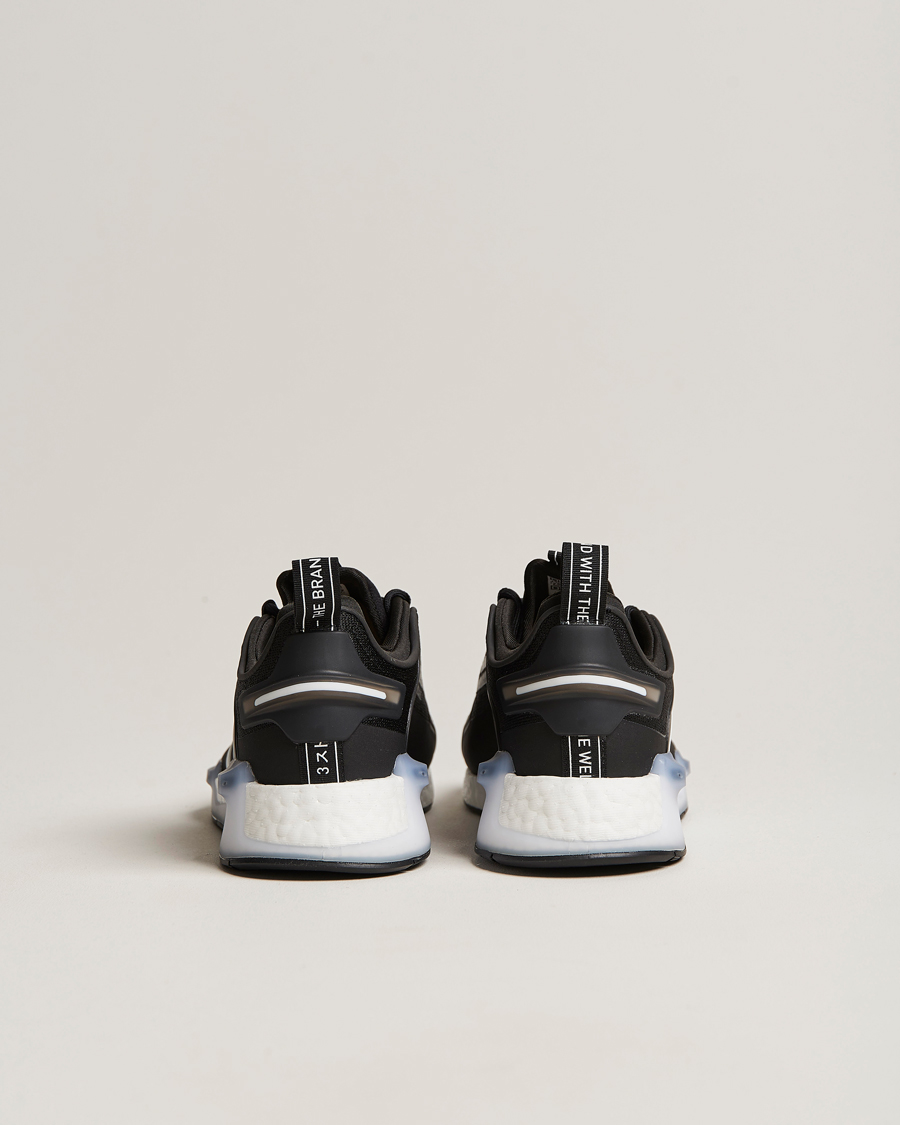 adidas Originals at Sneaker Black/White V3 NMD