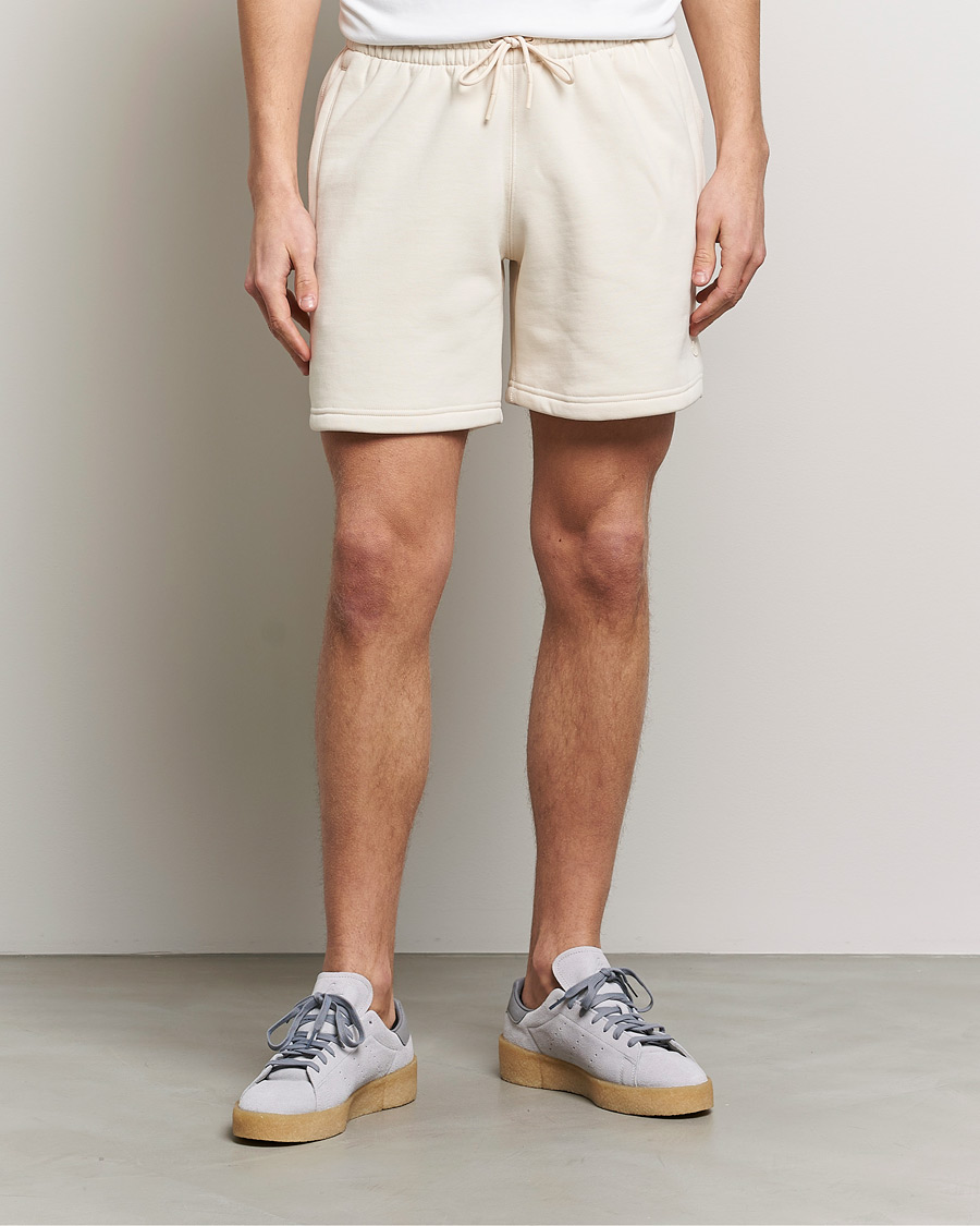 Men | Shorts | adidas Originals | Essential Shorts Won White