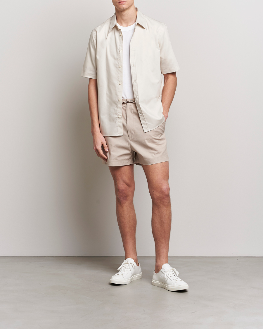 Men | Shorts | Tiger of Sweden | Birch Linen Shorts Cream Sand