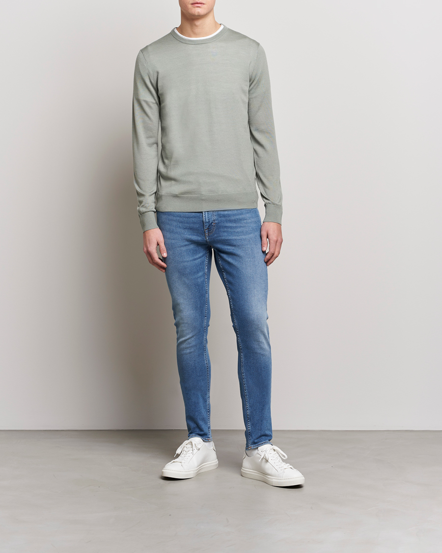 Men | Sweaters & Knitwear | Tiger of Sweden | Nichols Extra Fine Merino Crew Neck Shadow