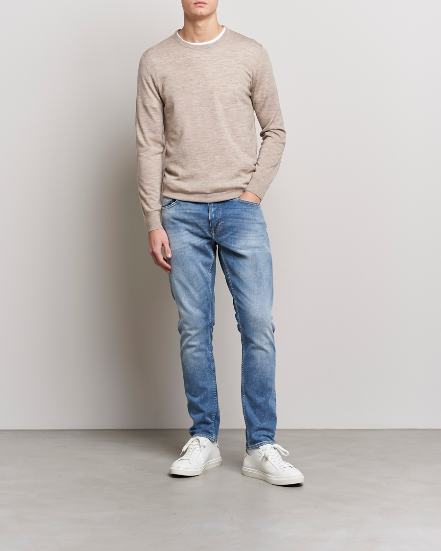 Men | Sweaters & Knitwear | Tiger of Sweden | Nichols Extra Fine Merino Crew Neck  Beige Melange