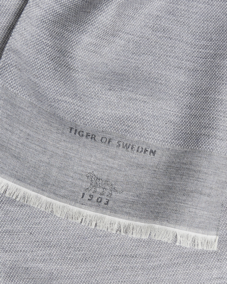 Men | Tiger of Sweden Salvor Wool Silk Scarf Grey Shadow | Tiger of Sweden | Salvor Wool Silk Scarf Grey Shadow