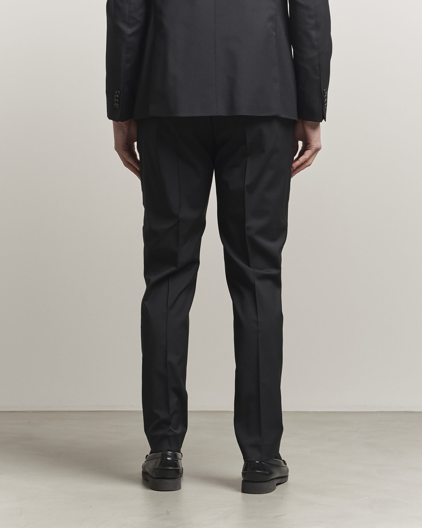 Men | Trousers | Tiger of Sweden | Tenuta Wool Travel Suit Trousers Black