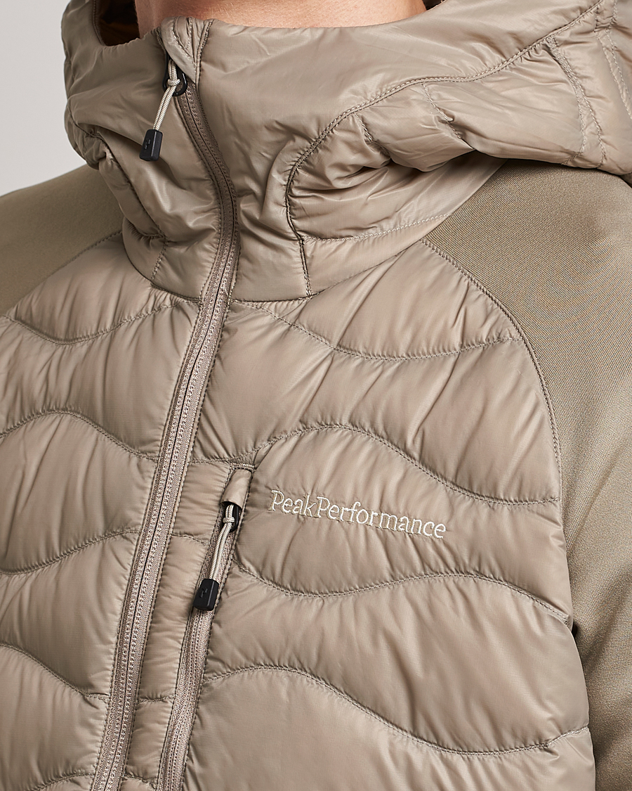 Men | Coats & Jackets | Peak Performance | Helium Hooded Hybrid Avid Beige