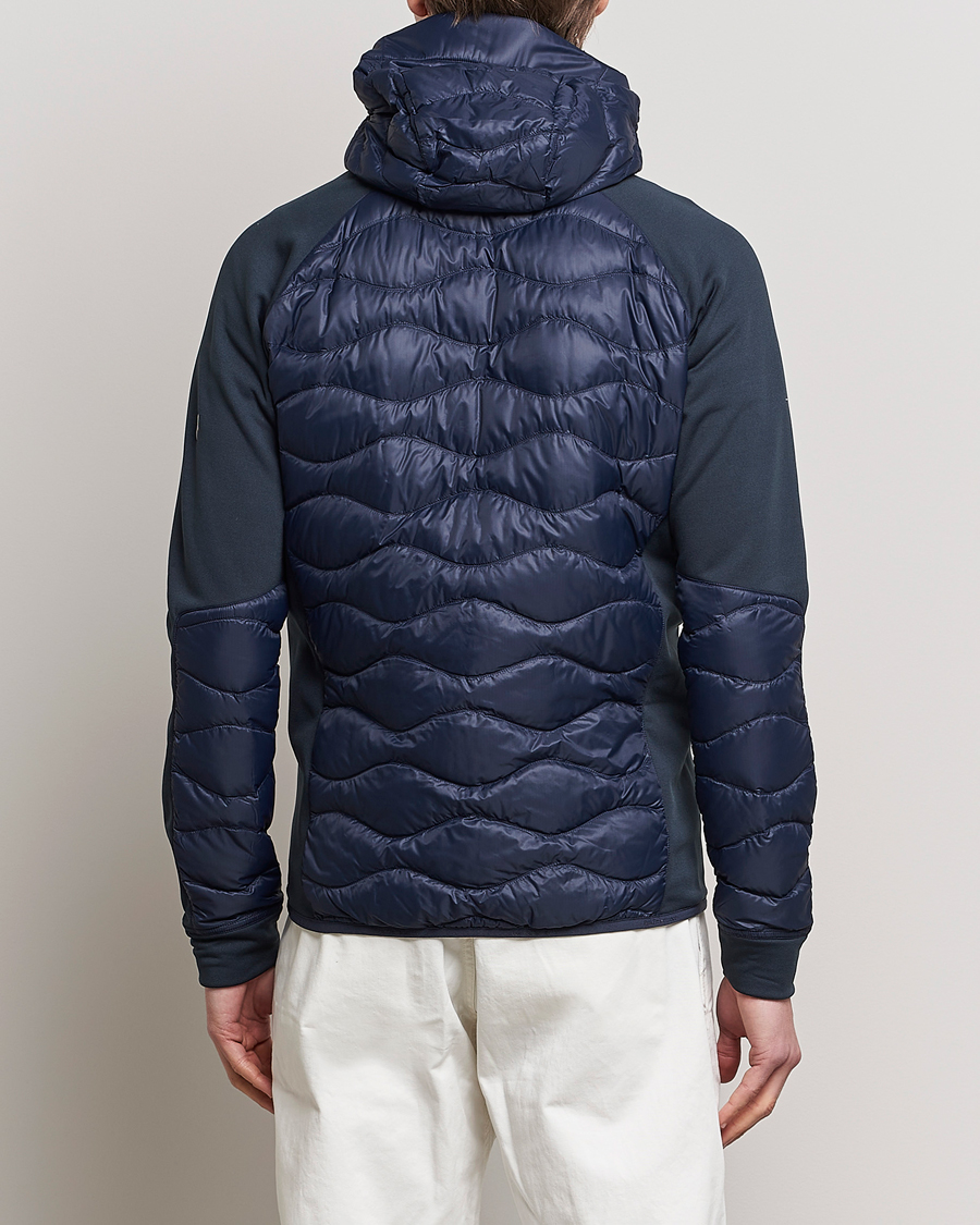 Men | Coats & Jackets | Peak Performance | Helium Hooded Hybrid Blue Shadow