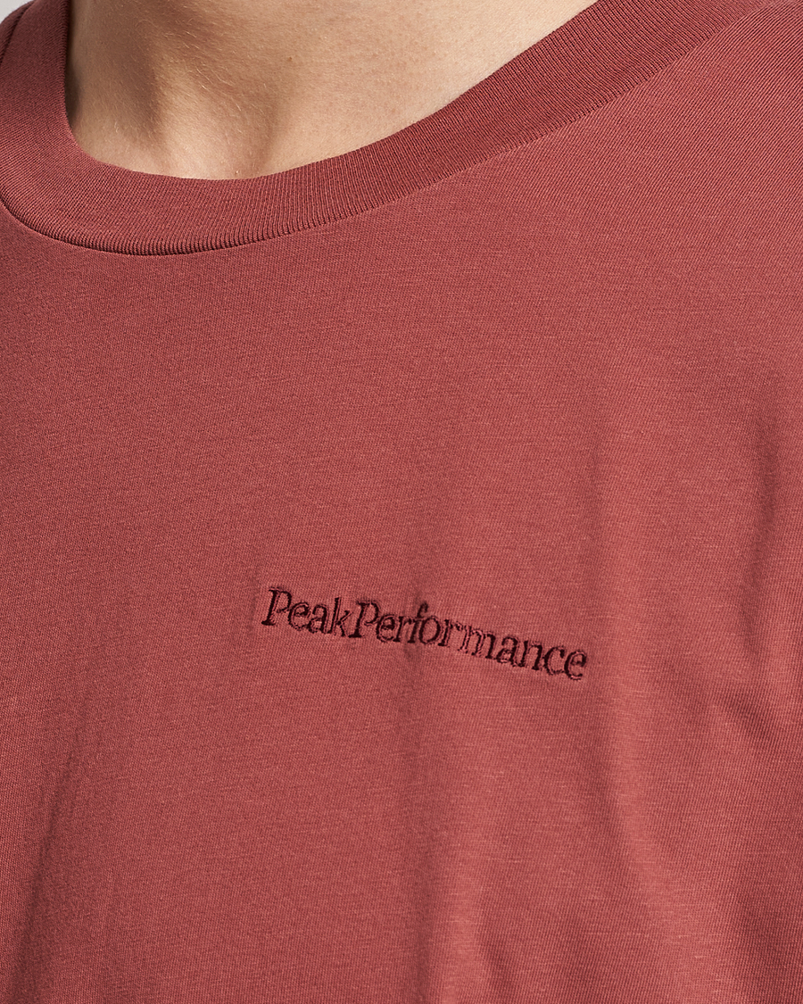 Men | T-Shirts | Peak Performance | Original Small Logo Tee Classic Clay