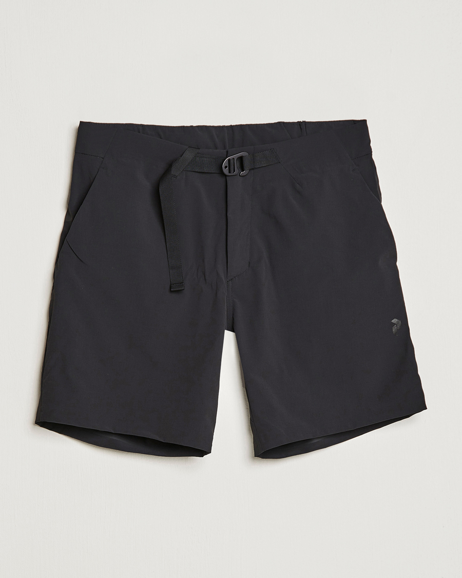Men | Shorts | Peak Performance | Vislight Light Shorts Off Black