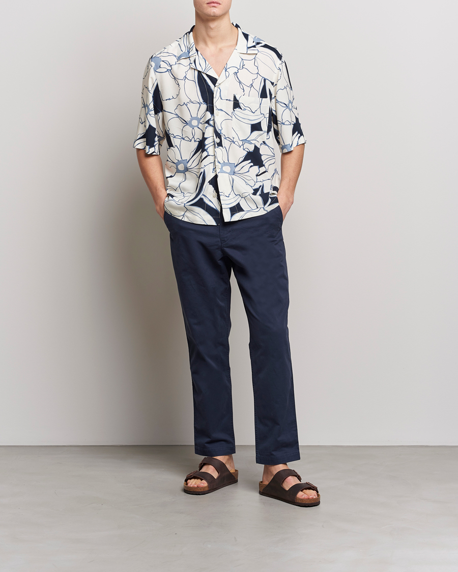 Men | Shirts | Oscar Jacobson | Cuban Short Sleeve Flower Print Shirt White