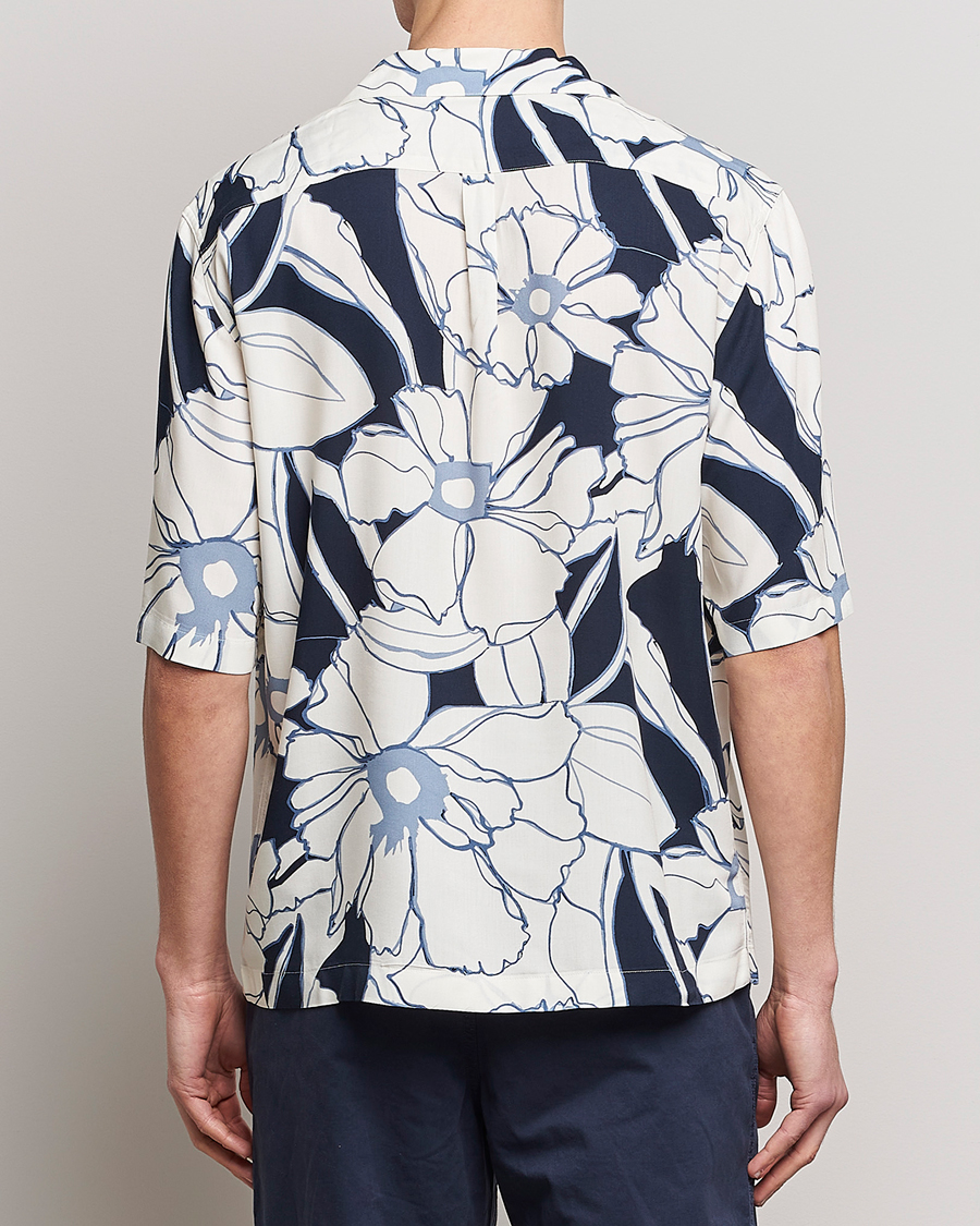 Men | Shirts | Oscar Jacobson | Cuban Short Sleeve Flower Print Shirt White