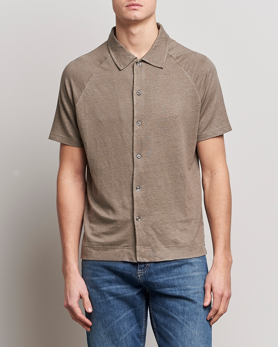 Men | Short Sleeve Shirts | Oscar Jacobson | Albin Short Sleeve Linen Polo Taupe