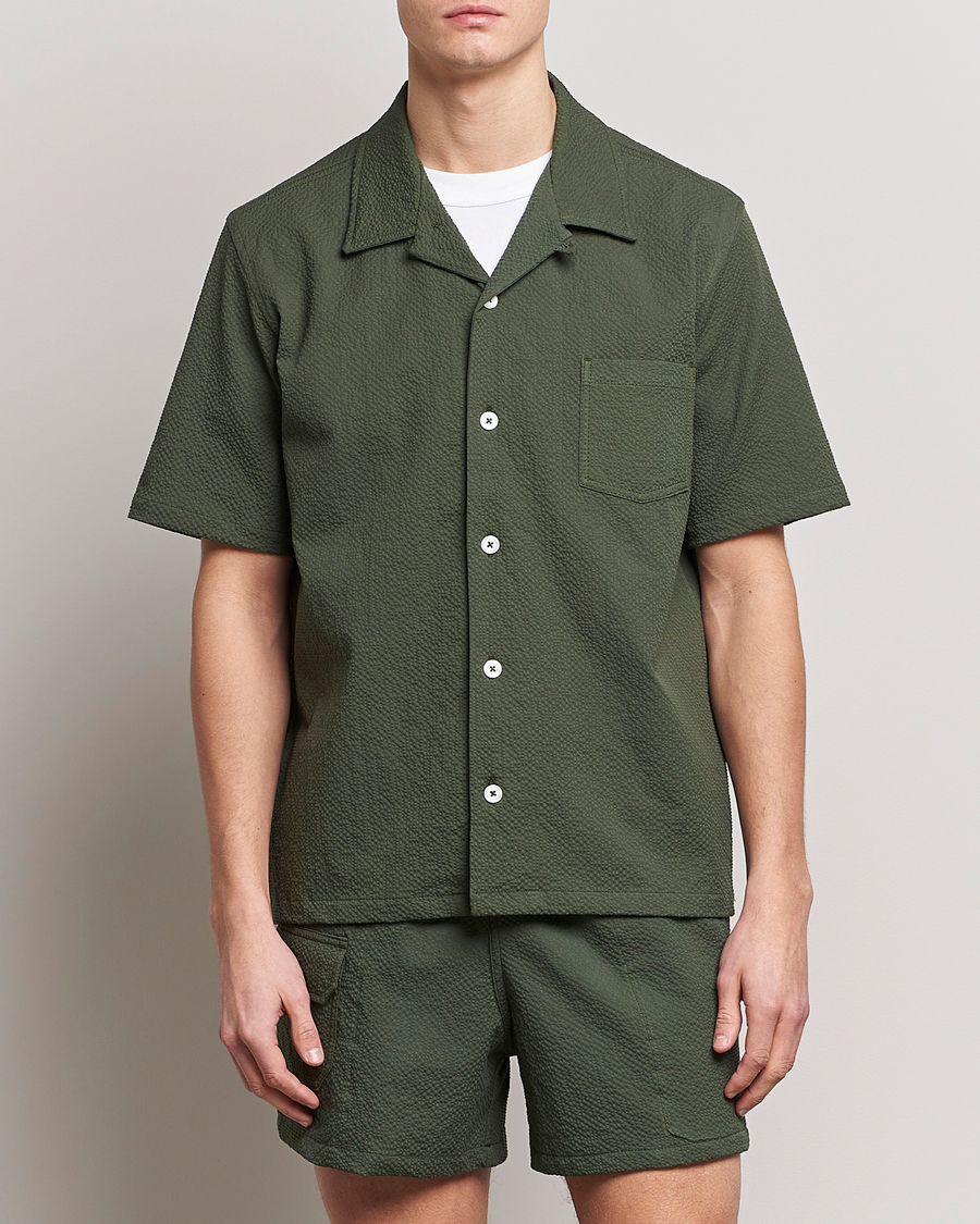 Men | Short Sleeve Shirts | Howlin' | Short Sleeve Cotton Seersucker Shirt Greenish