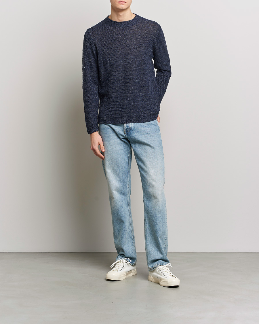 Men | Sweaters & Knitwear | Inis Meáin | Moss Stiched Linen Crew Neck Dark Blue
