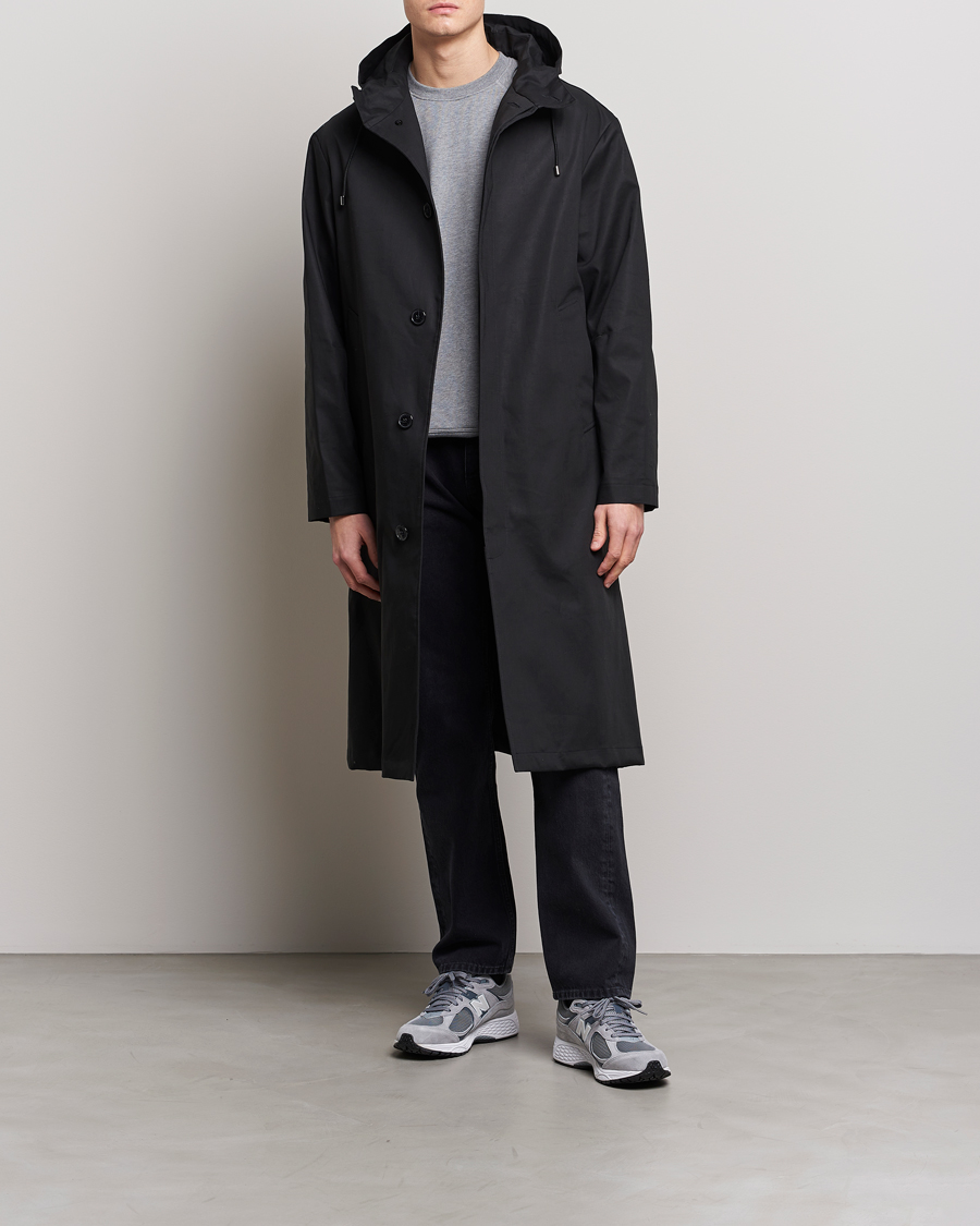 Men | Coats & Jackets | Mackintosh | Wolfson Rain Coat Black