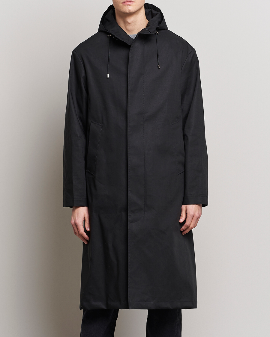 Men | Face the Rain in Style | Mackintosh | Wolfson Rain Coat Black