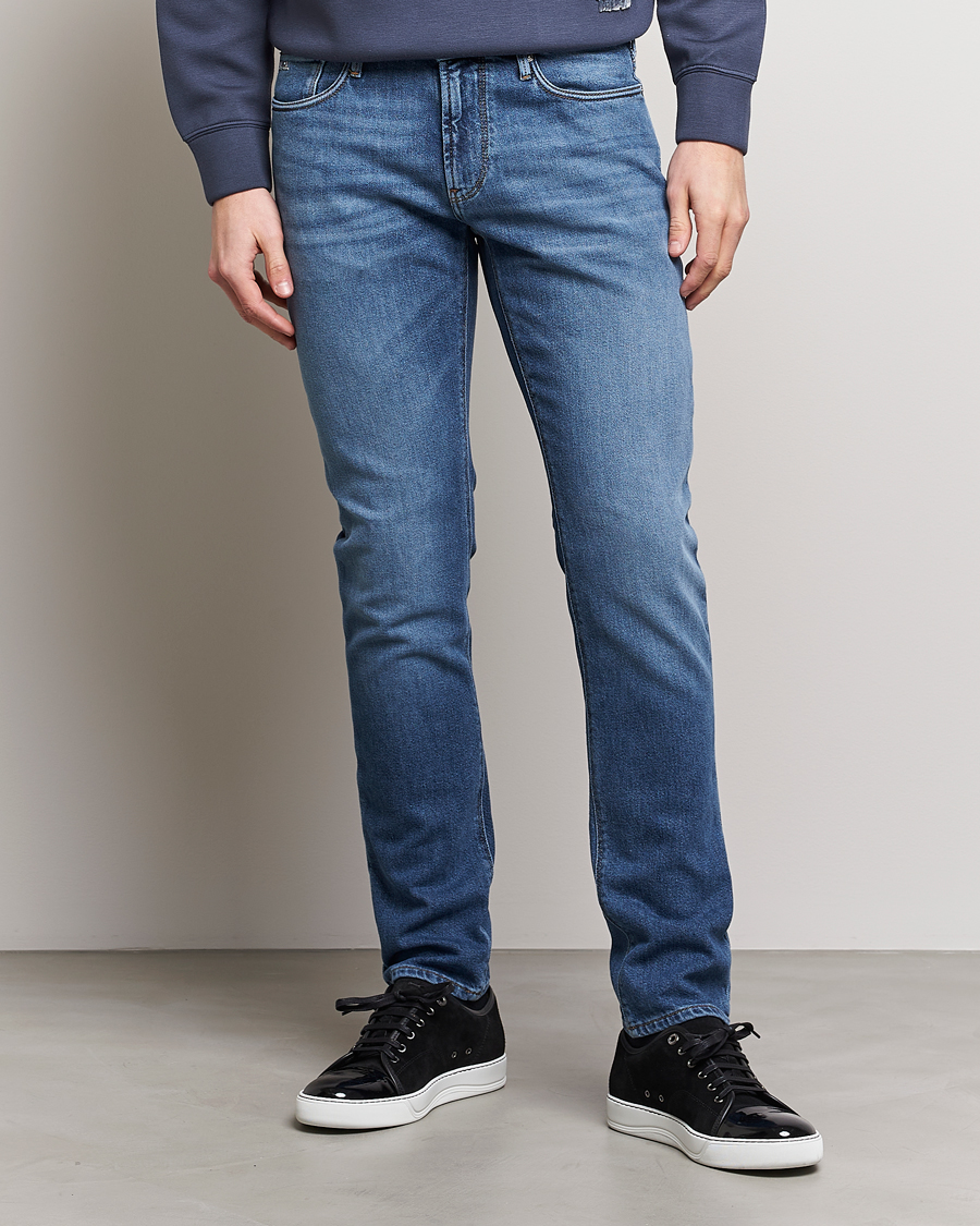 Men | Slim fit | Emporio Armani | Slim Fit Jeans Light Blue