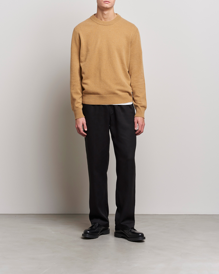 Men | Sweaters & Knitwear | Filippa K | Relaxed Wool Sweater Butterscotch