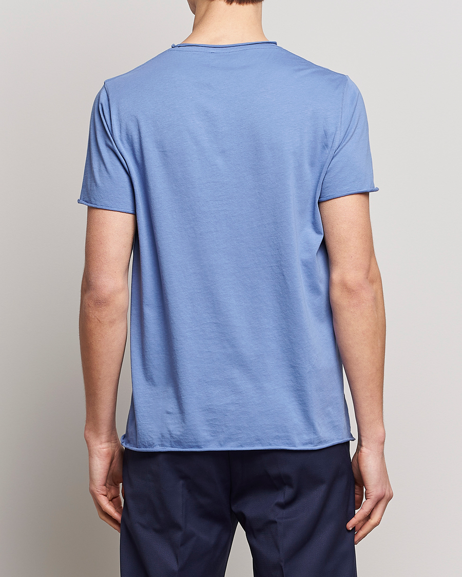 Men | T-Shirts | Filippa K | Roll Neck Crew Neck Tee Coral Blue
