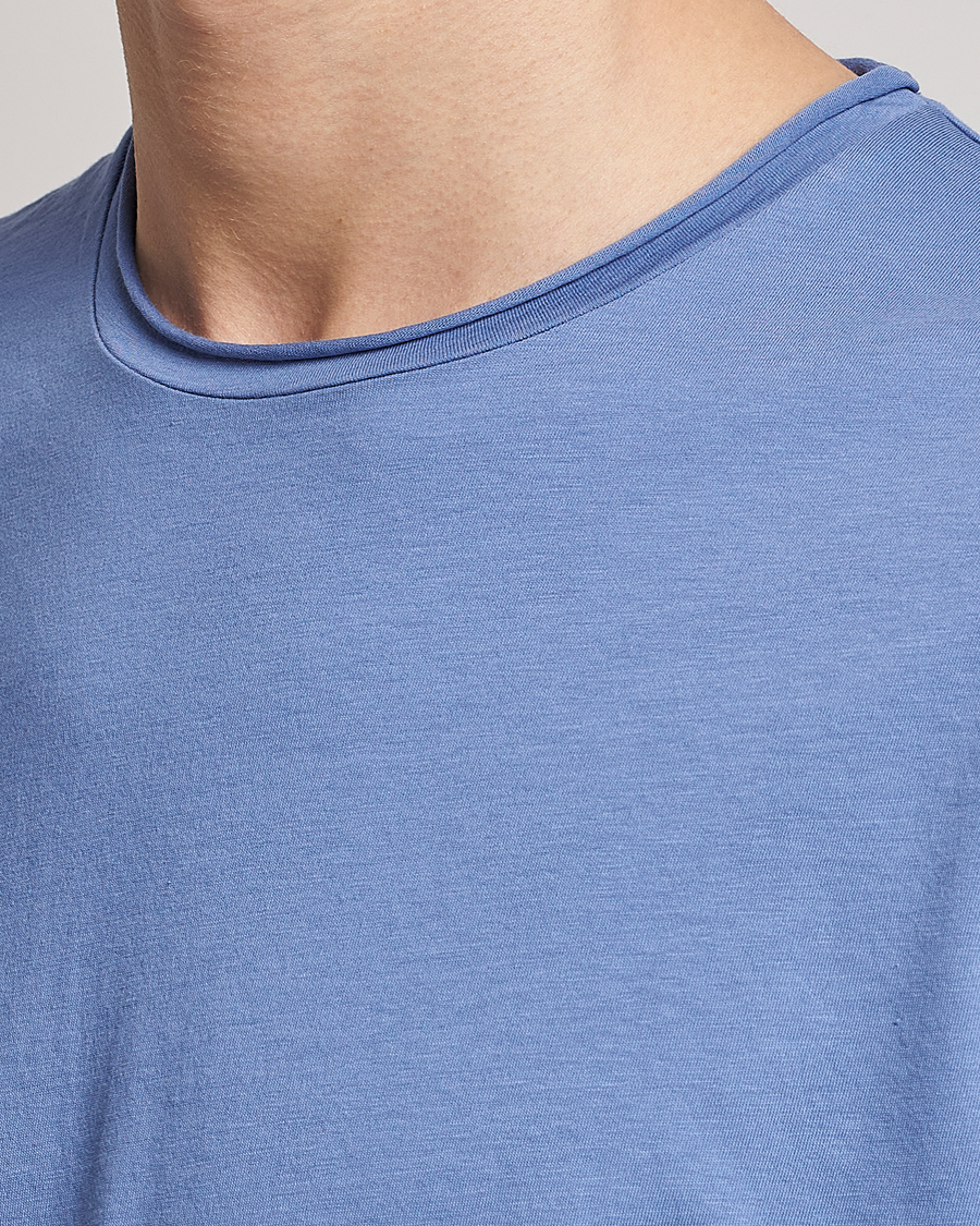 Men | T-Shirts | Filippa K | Roll Neck Crew Neck Tee Coral Blue