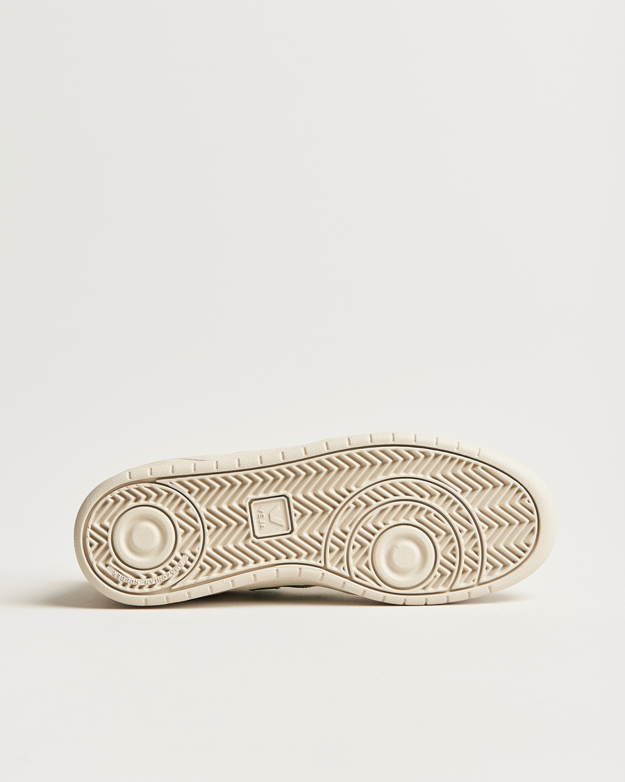 Men | Veja V-10 Chromefree Leather Extra White/Emeraude Green | Veja | V-10 Chromefree Leather Extra White/Emeraude Green