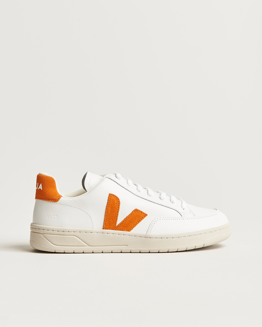 Men | Veja V-12 Sneaker Extra White/Pumpkin | Veja | V-12 Sneaker Extra White/Pumpkin
