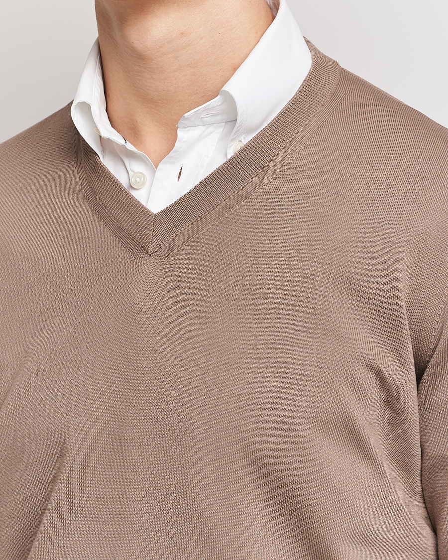 Men | Sweaters & Knitwear | Canali | Cotton V-Neck Pullover Brown