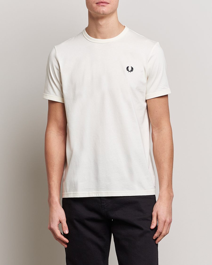 Men | T-Shirts | Fred Perry | Ringer T-Shirt Ecru