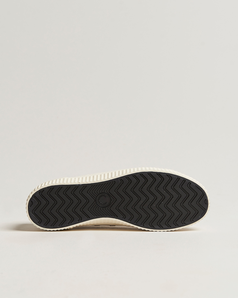 Men | Fred Perry Hughes Low Canvas Sneaker Ecru | Fred Perry | Hughes Low Canvas Sneaker Ecru