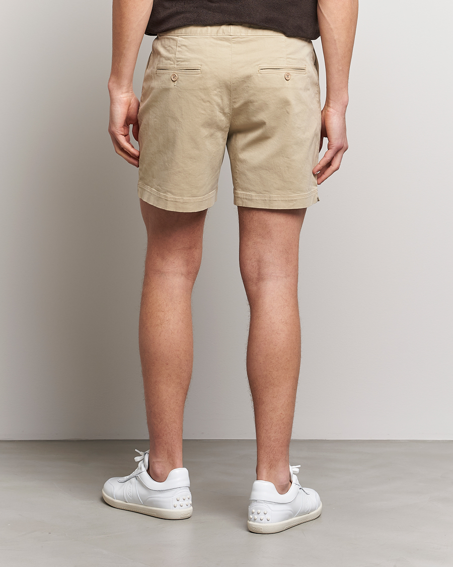 Men | Shorts | Orlebar Brown | Bulldog Cotton Stretch Twill Shorts Sand Dune