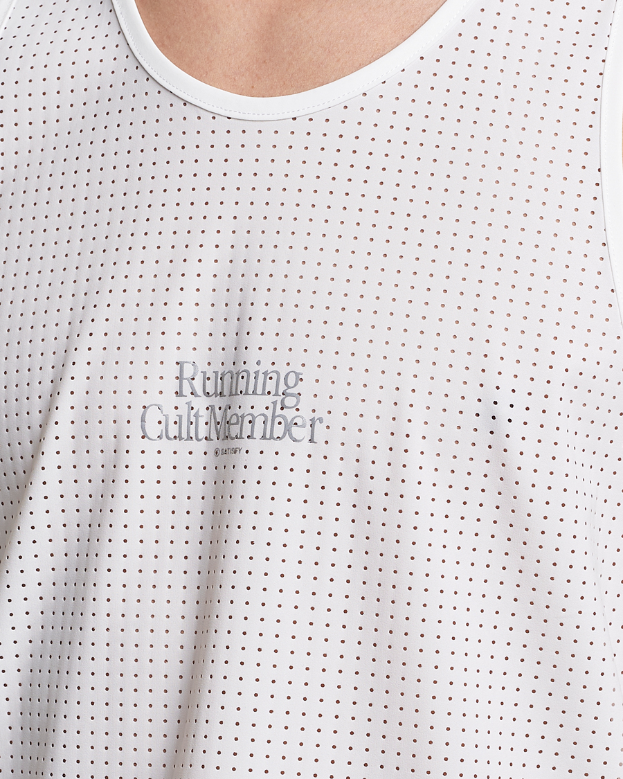 Men | T-Shirts | Satisfy | Space-O Singlet White