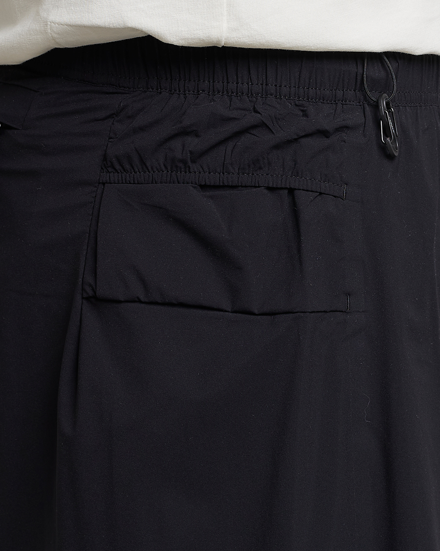 Men | Shorts | Satisfy | Justice 10 Inch Trail Shorts Black