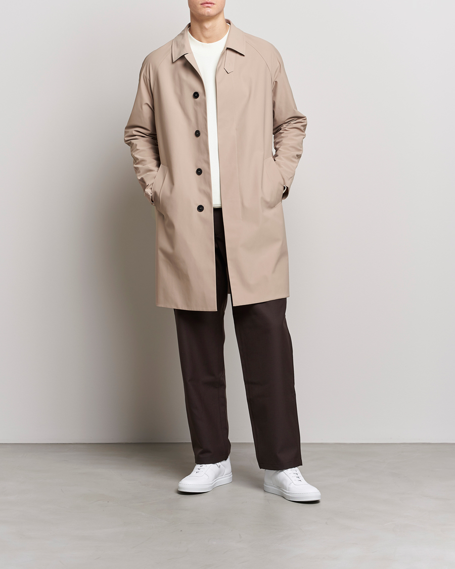 Men | Coats & Jackets | Harris Wharf London | Light Technic Balmacaan Coat Camel
