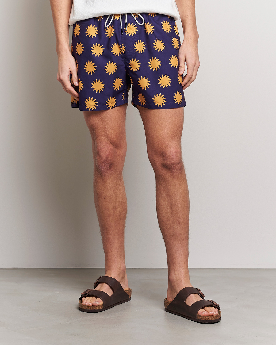 Men | Swimwear | OAS | Printed Swimshorts Sunday Sun